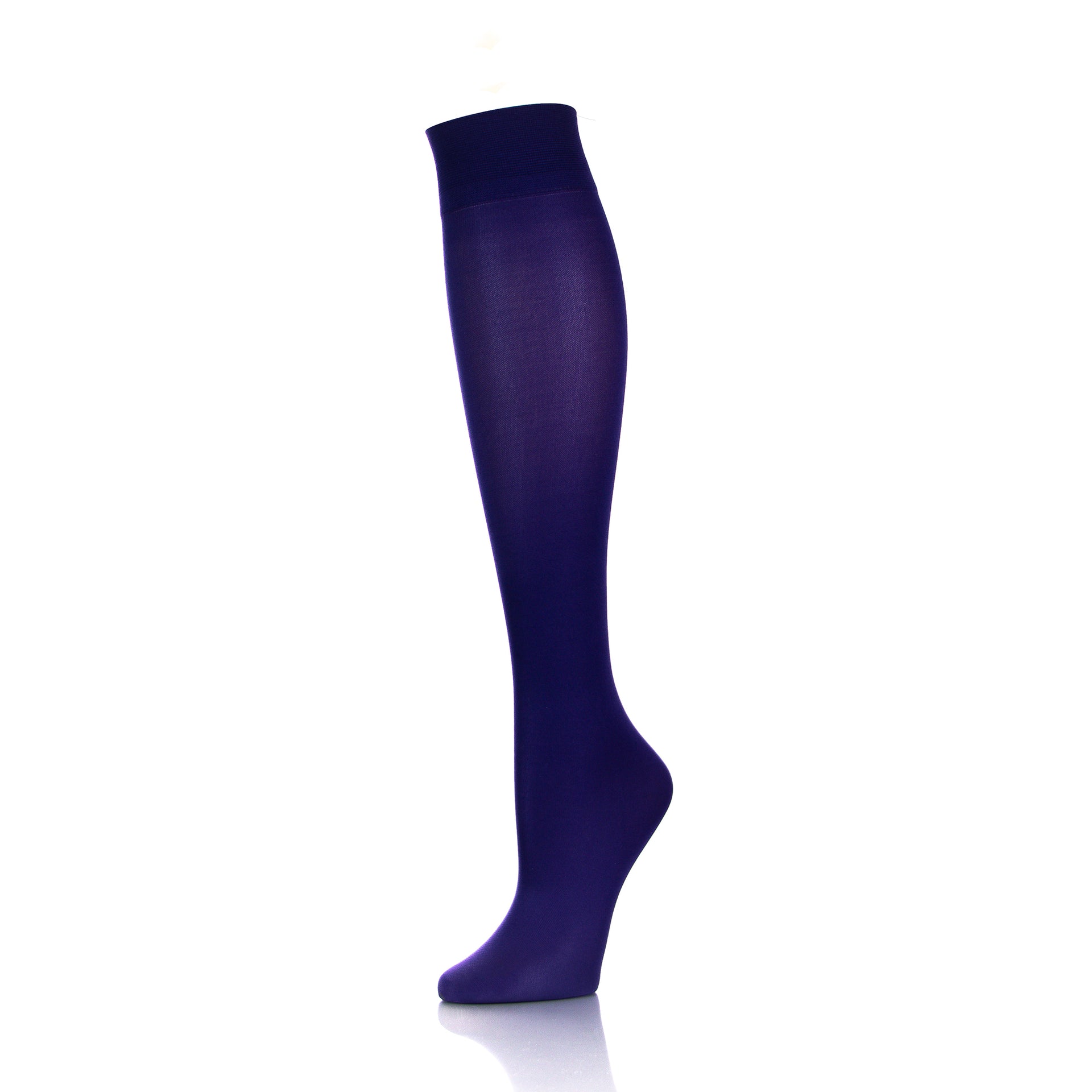 Vue complète des bas de compression hauteur genou pour femme en violet, alliant esthétique et bien-être - Softmedi