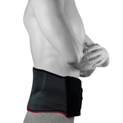 Ceinture Pour Le Dos Faite En Tissu De Compression 3D - Couleur Grise - Avec Compresse En Gel Pour Thérapie Chaud-Froid -  21 Cm De Large - Portée Par Un Homme  - Vue De Côté