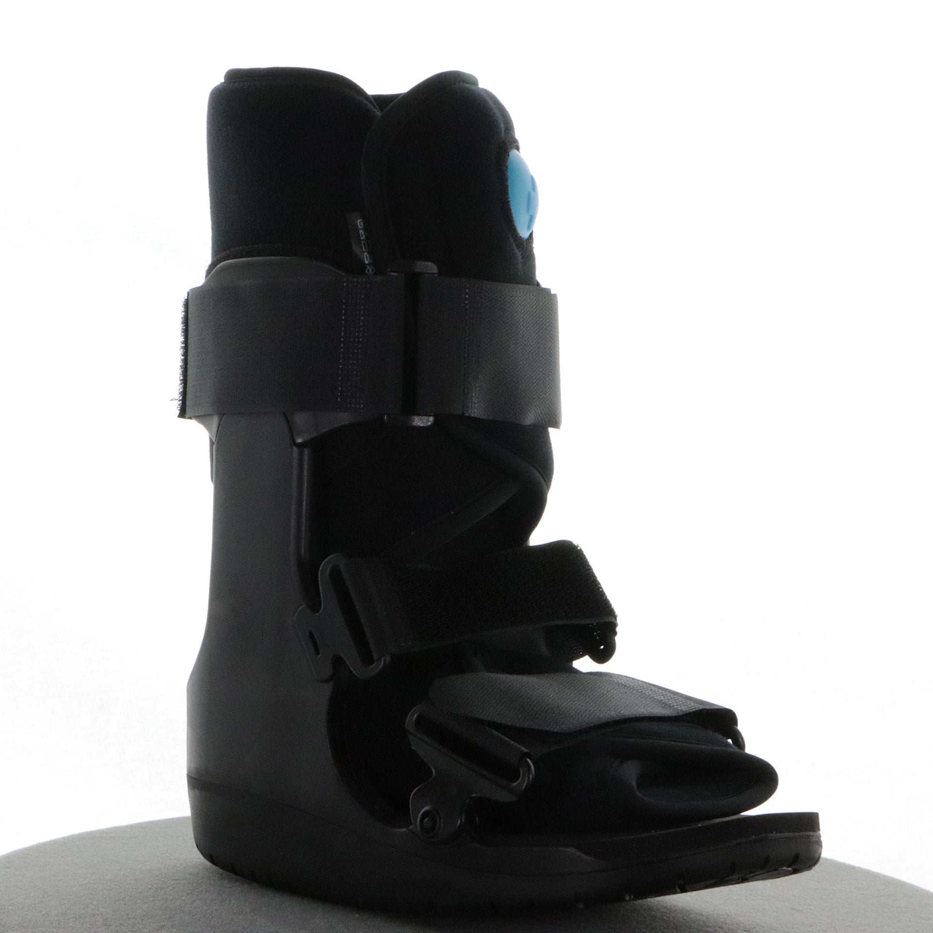 Botte De Décharge À Air Air Cast Noire Vue Avant Côté Droit