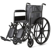 Chaise Roulante 18 pouces De Largeur En Vinyle Avec Appuis Jambes Élévateurs Coussinés En Noir