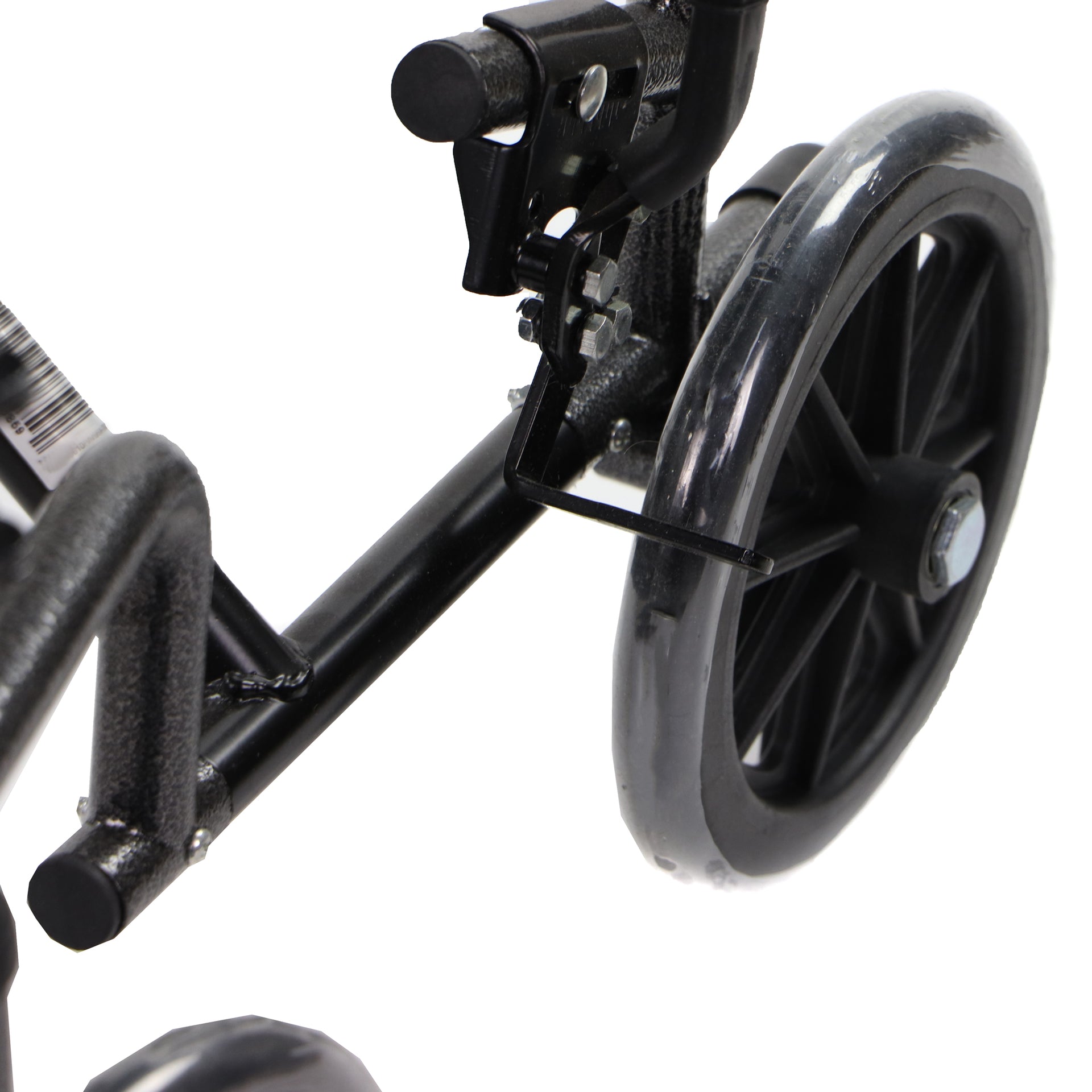 Chaise Roulante De Transport Pour Aînés Pliable En Acier Noir Vue Proche Frein Et Roue Arrière