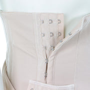 Gaine Pour Abdominoplastie Style Culotte De Compression Beige Avec Intérieur Coton Vue Fermeture Latérale Avec Les Crochets Ouverts