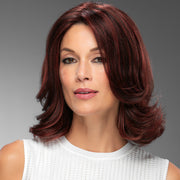 Perruque Pour Alopécie Style Bob En Cheveux Humains Mi-Longue Rousse Jon Renau Carrie Vue De Côté