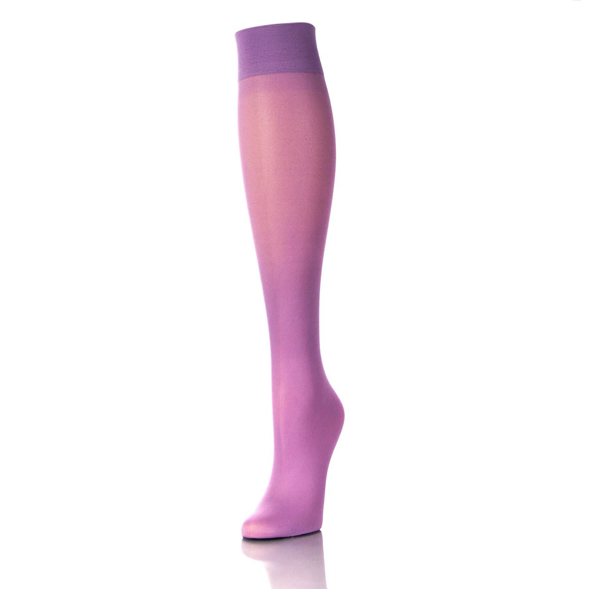 Jolis bas de compression couleur lavande pour femme 20-30 mmHg, vue de l'extérieur de la jambe - Softmedi