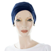 Bonnet Cancer Pour Femme En Bambou Doux Couleur Bleu Marin Tissu Décoré Vue De Face