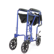 Chaise Roulante Légère Et Pliable Pour Personne Agée Couleur Bleue En Position Pliée